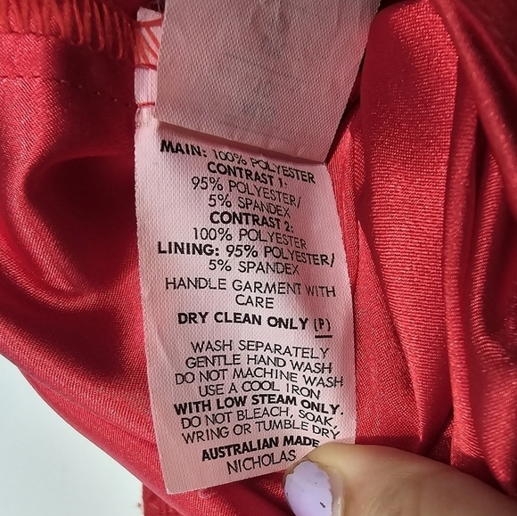 Revolve Nicholas Red Floral Lace Rouleau Ball Midi Dress Cocktail Wedding guest - Picture 11 of 11